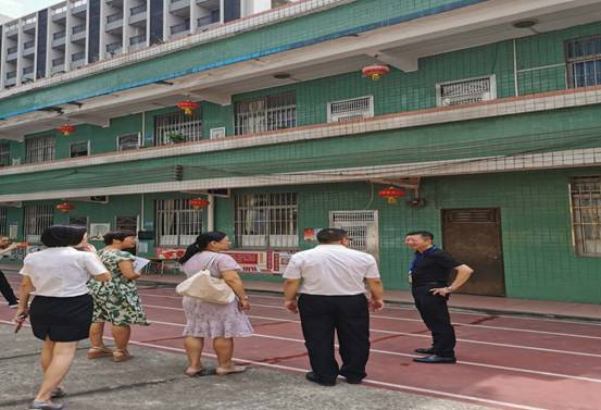 校园巡视1 (2)