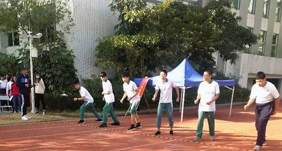 https://mmbiz.qpic.cn/mmbiz_jpg/5QcBePRN33W60tjAp1krrPS7G9x9Q5lrdKC8Ap69NrzZxkkdnMOia2IgbEwQQ8etW6Bu0SsXGwuXaGyaD48GTWg/640?wx_fmt=jpeg